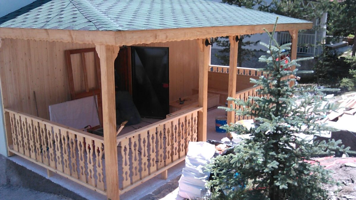 Veranda Ahşap Sundurma Çatı